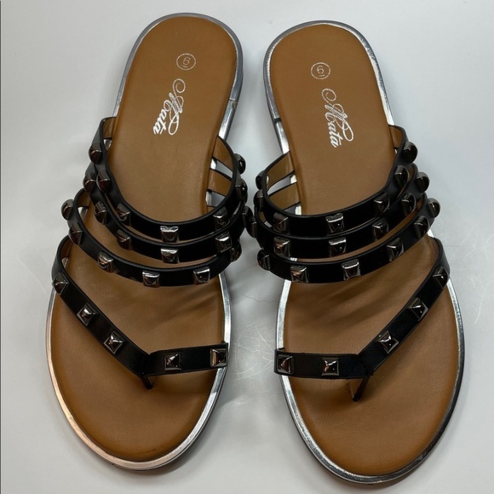 Mata Studded Thong Sandals Black Flat Slip On Casual Summer Shoes Womens Size 6